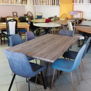 Jedilni set Temni Hrast raztegljiva miza z 6 oblazinjenimi stoli Jon Grey Outlet Rimex